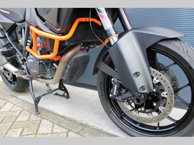 ktm - 1290-super-adventure-s