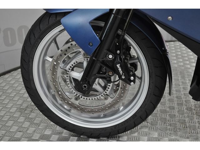 bmw - f-800-gt
