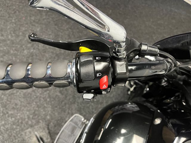 suzuki - intruder-c-1500-bt
