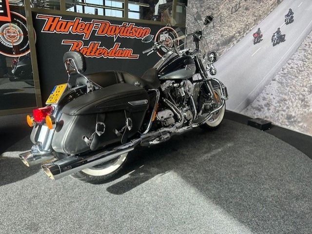 harley-davidson - road-king-classic-flhrci