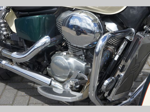 honda - vt-750-c2-shadow-ace