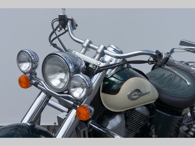 honda - vt-750-c2-shadow-ace