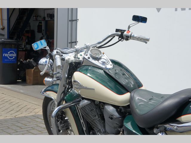 honda - vt-750-c2-shadow-ace