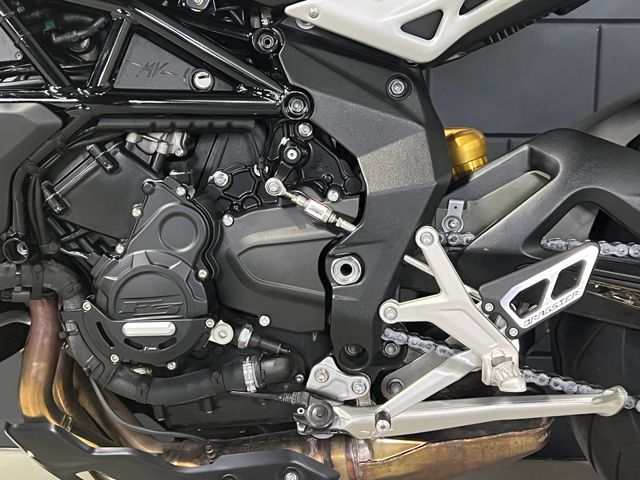 mv-agusta - dragster-800