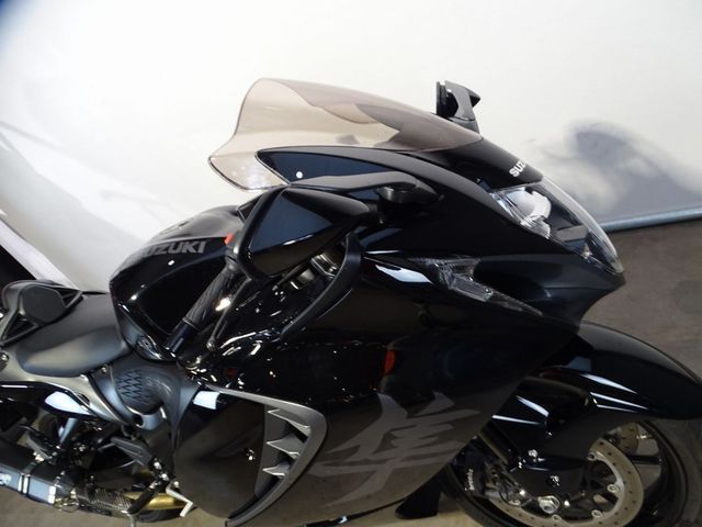 suzuki - gsx-r-1300-hayabusa