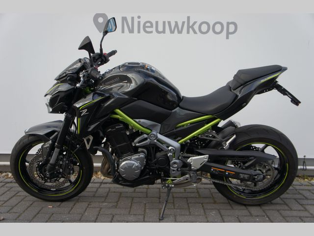 kawasaki - z900