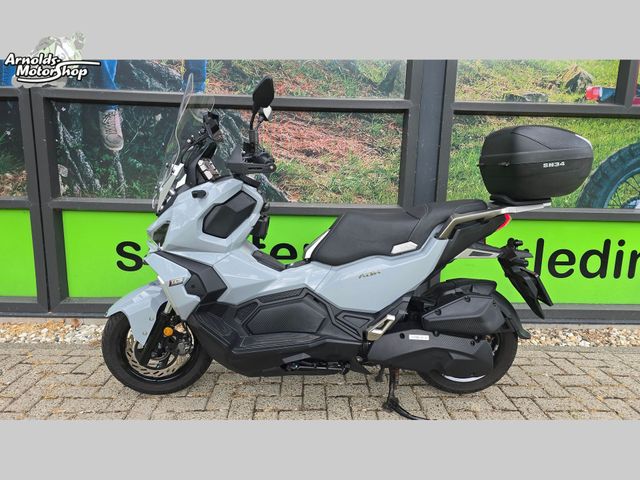 sym - adx-125