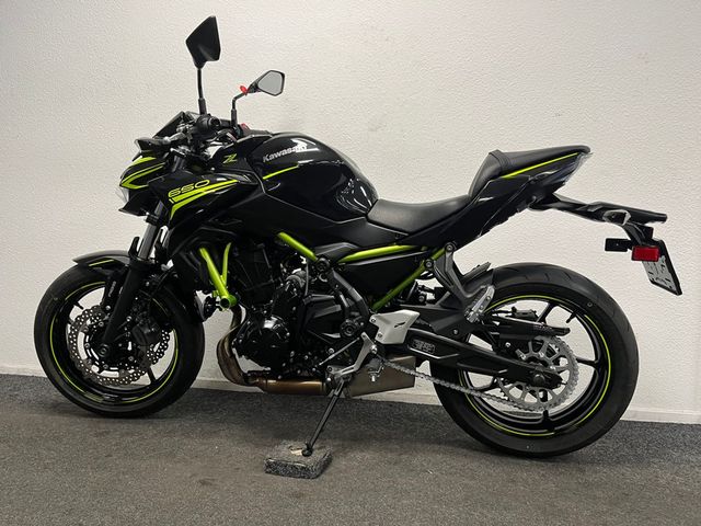 kawasaki - z650
