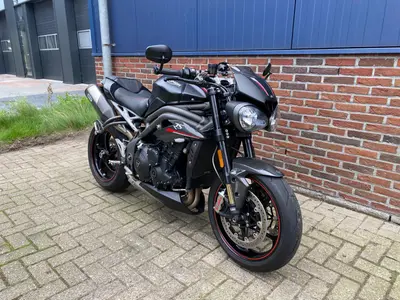 TRIUMPH SPEED TRIPLE RS – foto 3