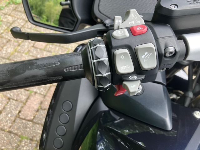 bmw - r-1200-rt