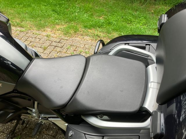 bmw - r-1200-rt