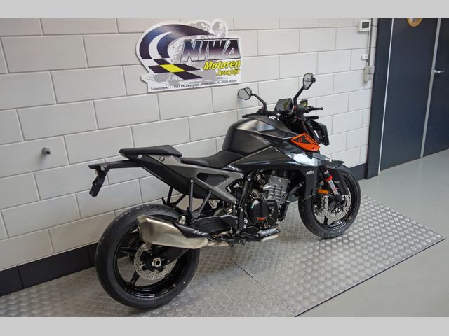 ktm - 990-duke