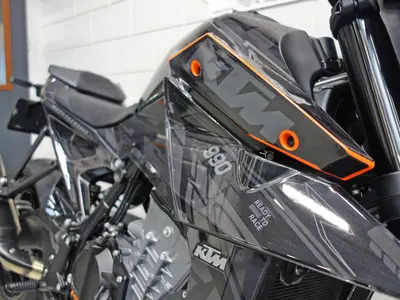KTM 990 DUKE – foto 4