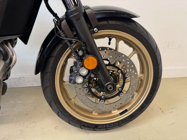 yamaha - xsr-700-abs