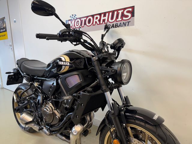 yamaha - xsr-700-abs