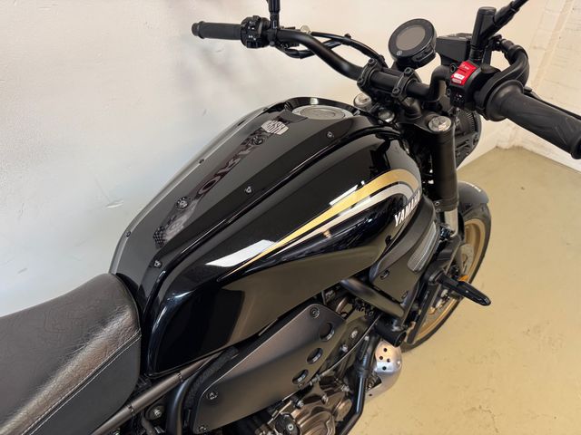 yamaha - xsr-700-abs