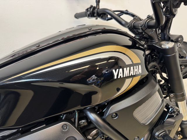 yamaha - xsr-700-abs