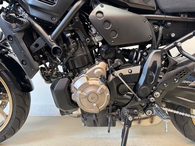 yamaha - xsr-700-abs