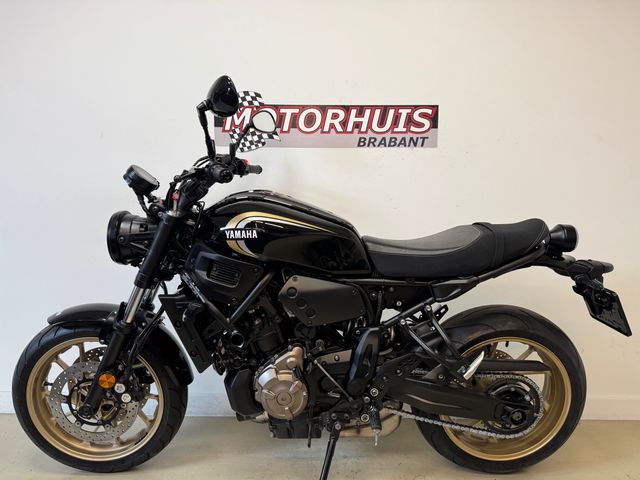 yamaha - xsr-700-abs