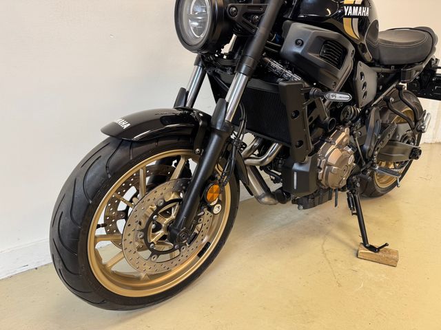 yamaha - xsr-700-abs