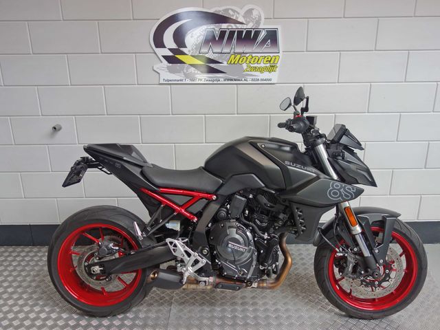 suzuki - gsx-8s