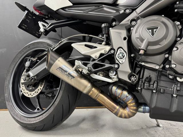triumph - street-triple-s-a2