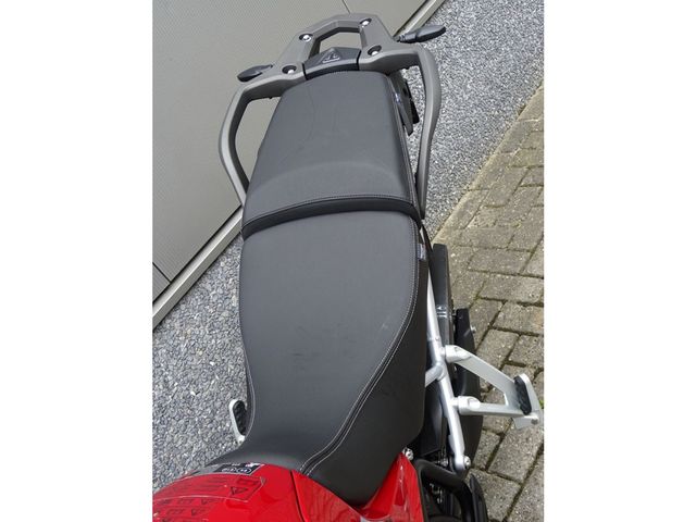 triumph - tiger-900-gt-low