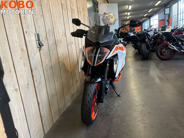 ktm - 1290-super-duke-gt