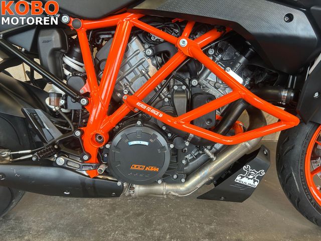 ktm - 1290-super-duke-gt
