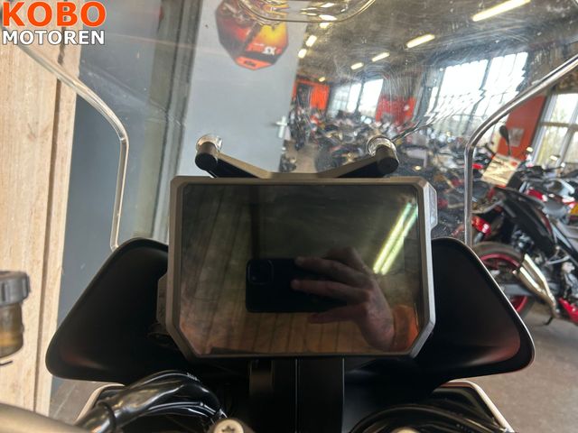 ktm - 1290-super-duke-gt