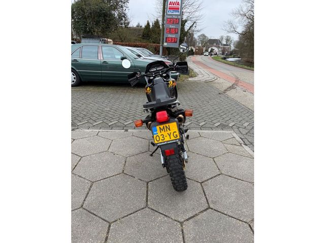 honda - nx-650--dominator