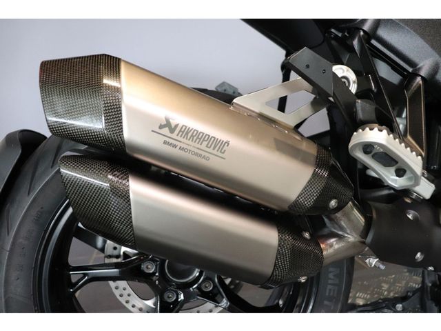 bmw - r-1300-gs