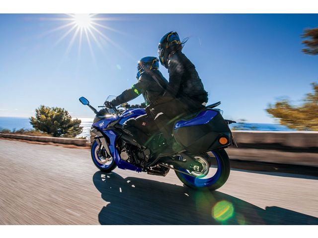 suzuki - gsx-s-1000-gt