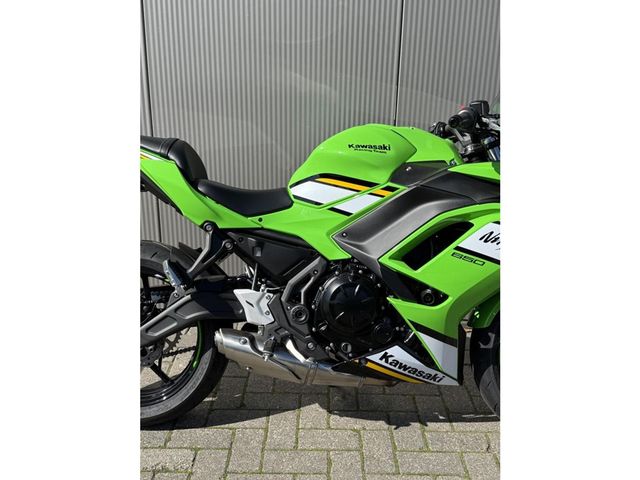 kawasaki - ninja-650-krt-edition