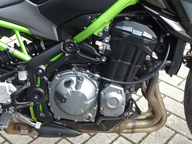 kawasaki - z900-performance