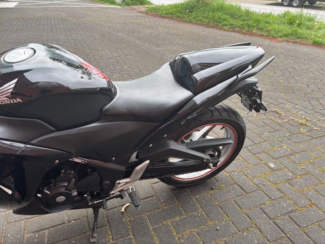 honda - cbr-250-r