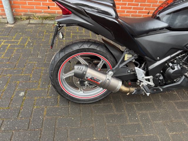 honda - cbr-250-r