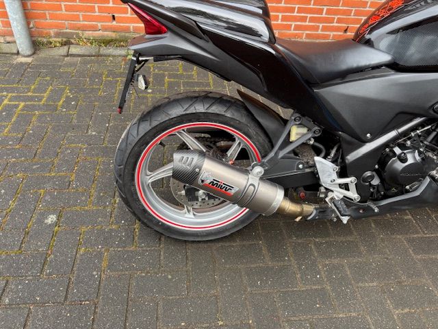 honda - cbr-250-r
