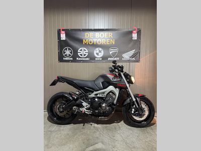 YAMAHA MT 09 – foto 2