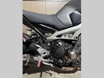 YAMAHA MT 09 – foto 4