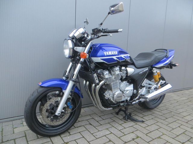 yamaha - xjr-1300
