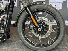 Harley-Davidson Fxbb Street BOB Laced Wheels - Premium Solid Color 2026 nieuw – foto 5 van 13