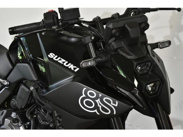 suzuki - gsx-8s