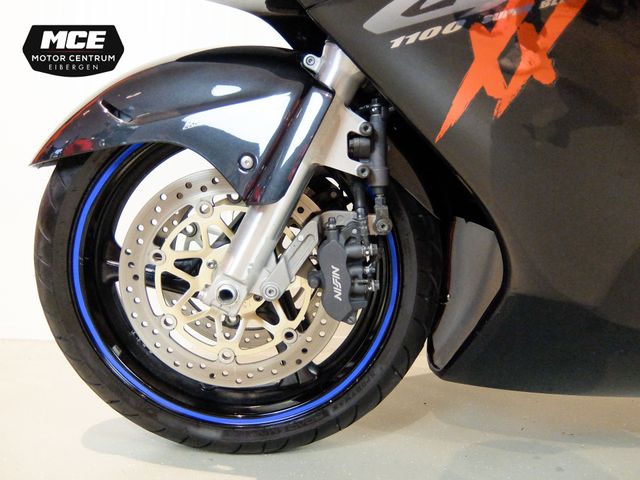 honda - cbr-1100--xx-super-blackbird