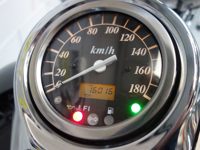 suzuki - vl-800-volusia