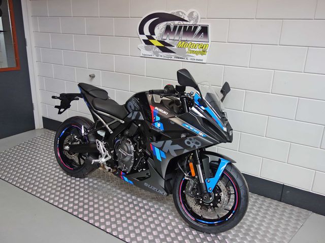 suzuki - gsx-8r