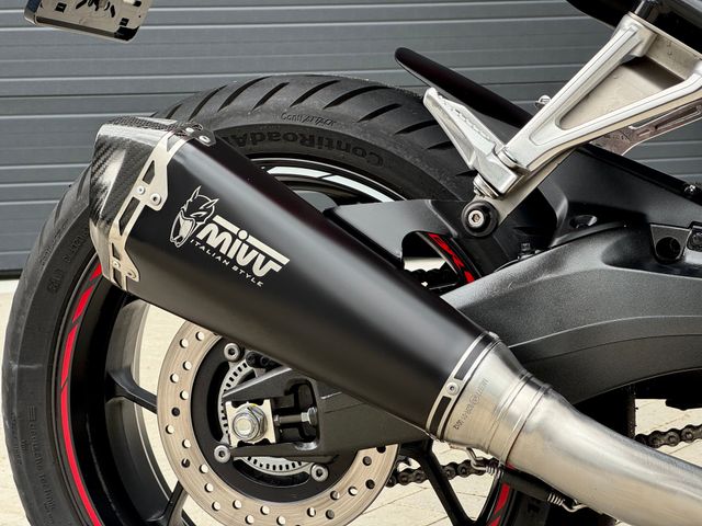 honda - cbr-650-r