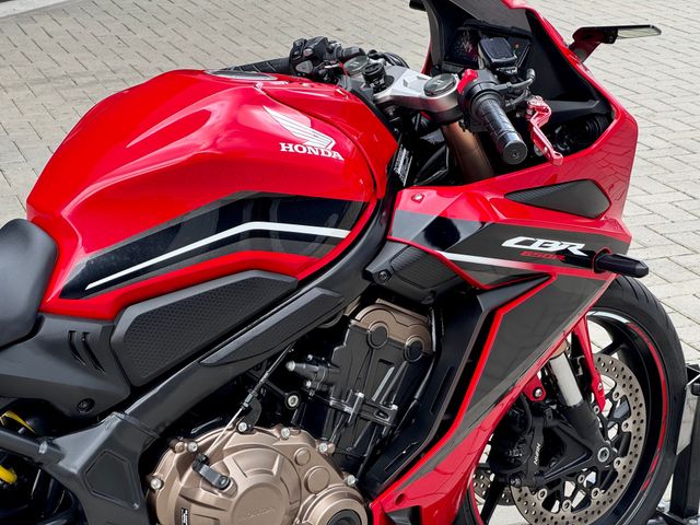 honda - cbr-650-r
