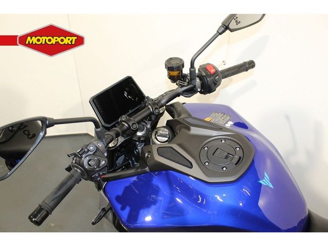 yamaha - mt-09-y-amt