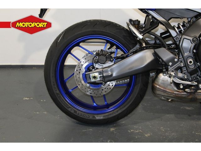 yamaha - mt-09-y-amt